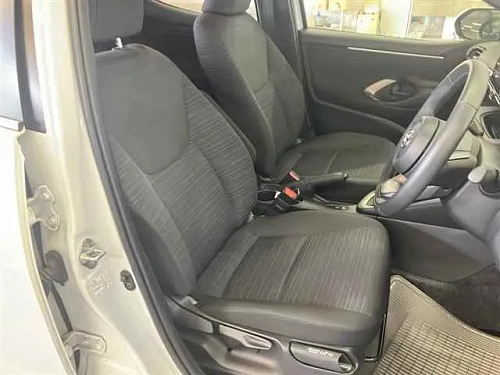 TOYOTA YARIS 2023
