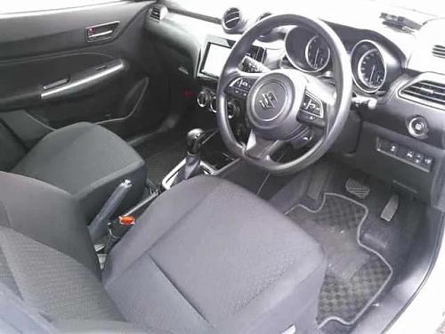SUZUKI SWIFT 2023