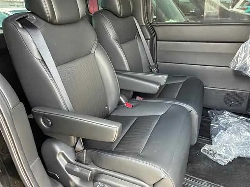 HONDA STEP WAGON 2023