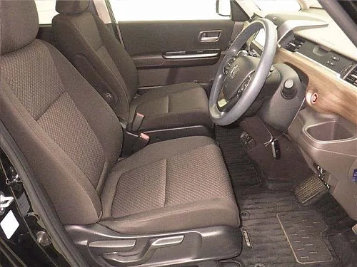 HONDA FREED 2022