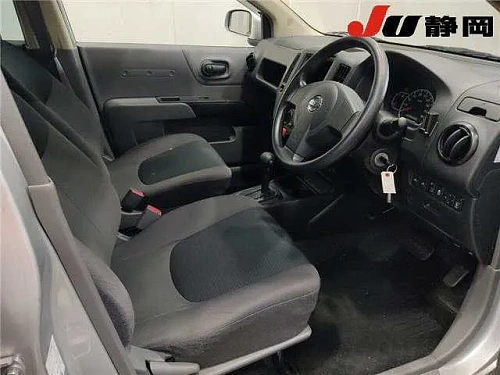 NISSAN AD 2021