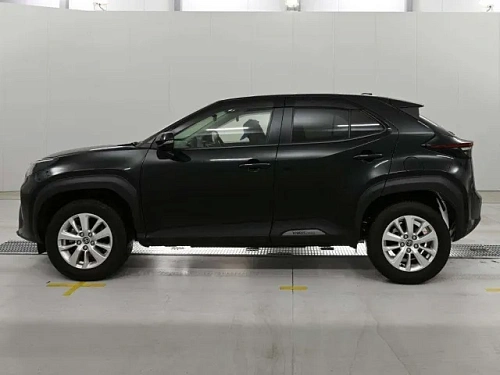 TOYOTA YARIS CROSS 2023