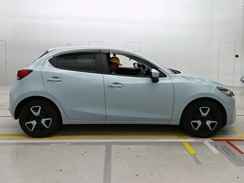 MAZDA MAZDA2 2023