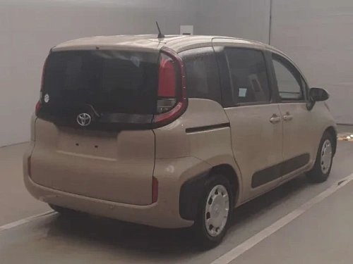 TOYOTA SIENTA 2023