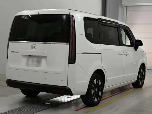 HONDA STEP WAGON 2023