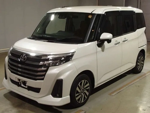 TOYOTA ROOMY 2023