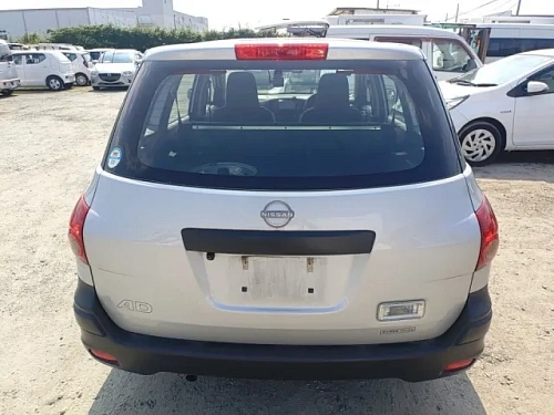 NISSAN AD 2022