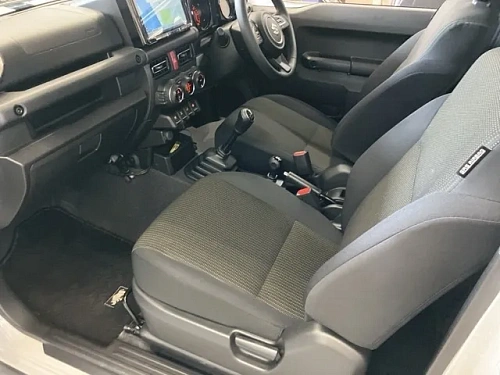 SUZUKI JIMNY SIERRA 2023