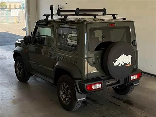 SUZUKI JIMNY SIERRA 2023