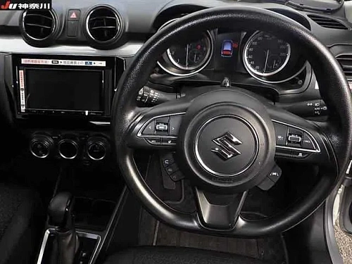 SUZUKI SWIFT 2023