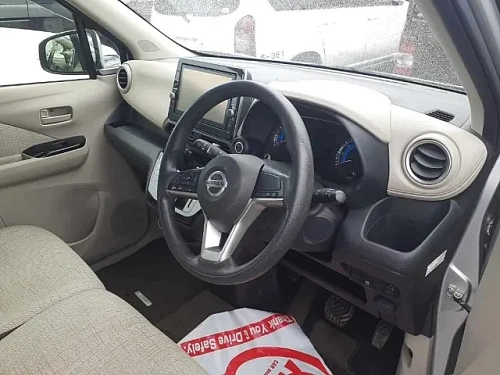 NISSAN DAYZ 2022