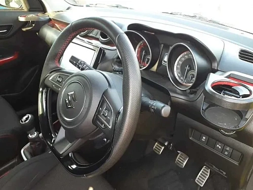 SUZUKI SWIFT 2022
