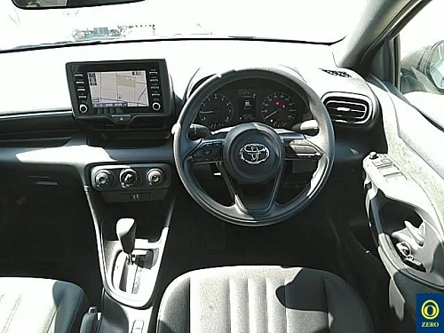 TOYOTA YARIS 2023