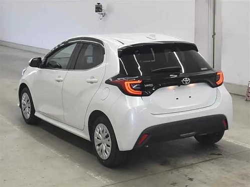 TOYOTA YARIS 2023