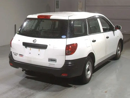 NISSAN AD 2021