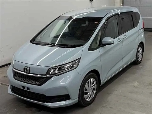 HONDA FREED 2023