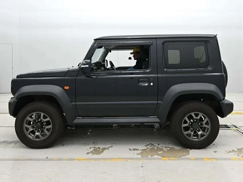 SUZUKI JIMNY SIERRA 2023