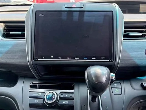 HONDA FREED 2023