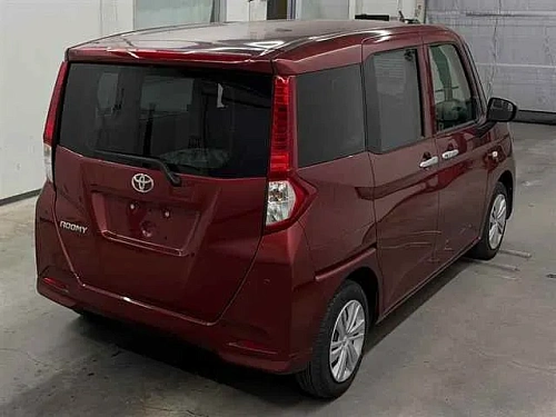 TOYOTA ROOMY 2023