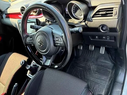 SUZUKI SWIFT 2022