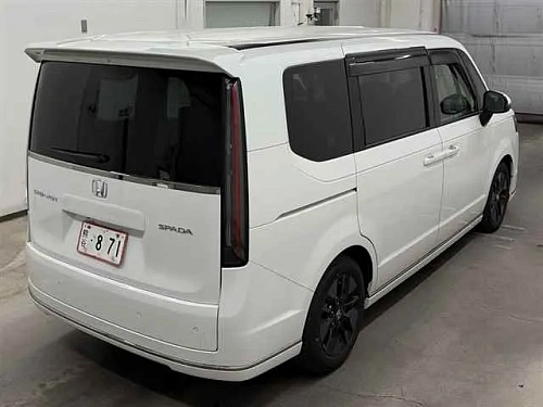 HONDA STEP WAGON 2023