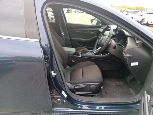 MAZDA MAZDA3 2023