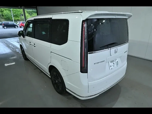 HONDA STEP WAGON 2023