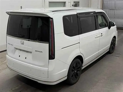 HONDA STEP WAGON 2023