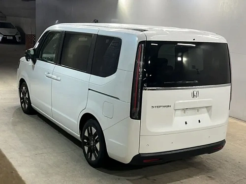HONDA STEP WAGON 2023