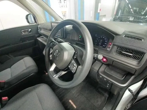 HONDA STEP WAGON 2023