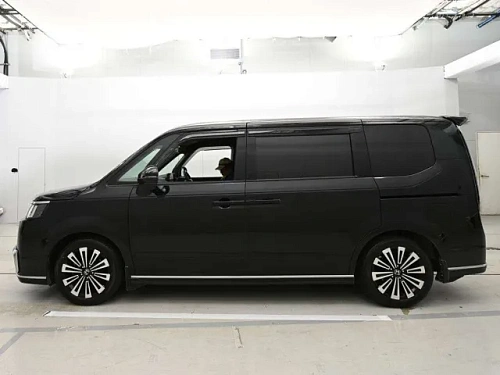 HONDA STEP WAGON 2026