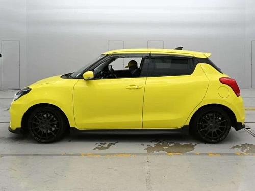 SUZUKI SWIFT 2022