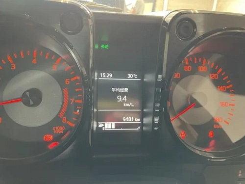 SUZUKI JIMNY SIERRA 2023