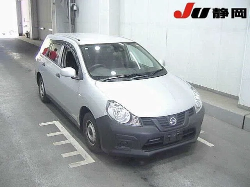 NISSAN AD 2021