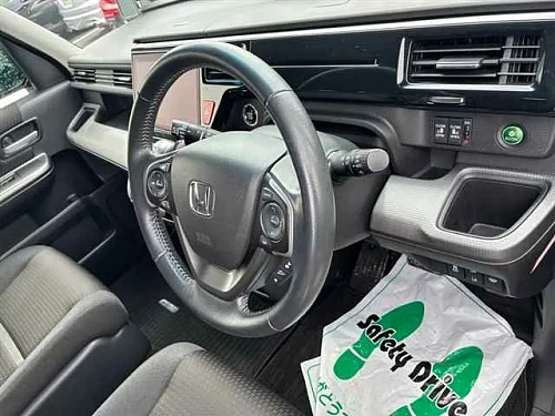 HONDA STEP WAGON 2021