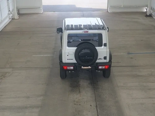 SUZUKI JIMNY SIERRA 2023