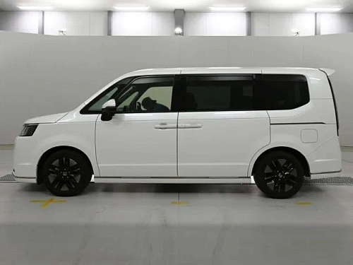 HONDA STEP WAGON 2023