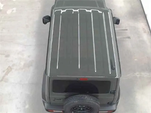 SUZUKI JIMNY SIERRA 2023