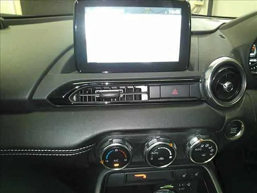 MAZDA ROADSTER 2021