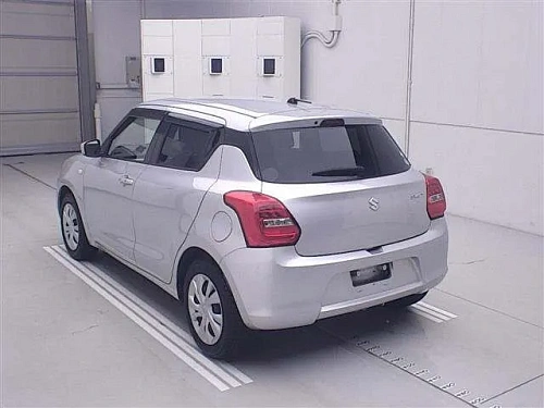 SUZUKI SWIFT 2021