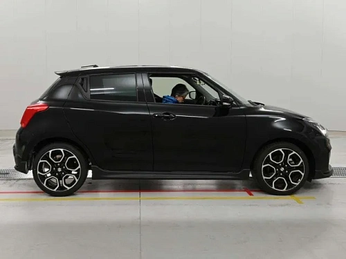 SUZUKI SWIFT 2023