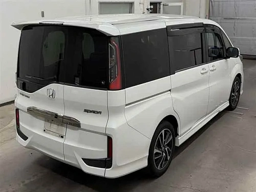 HONDA STEP WAGON 2021