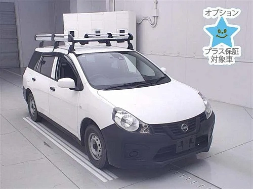 NISSAN AD 2022