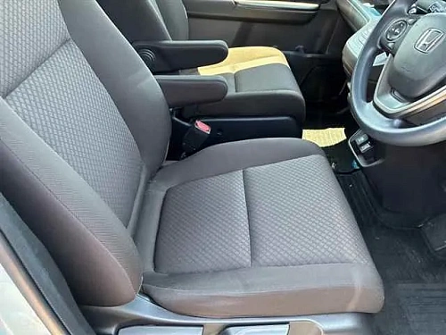HONDA FREED 2023