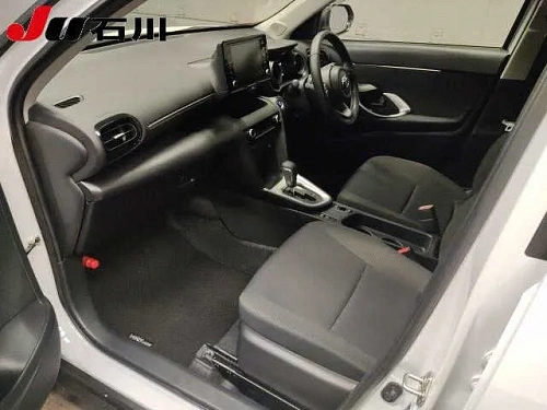 TOYOTA YARIS CROSS 2023