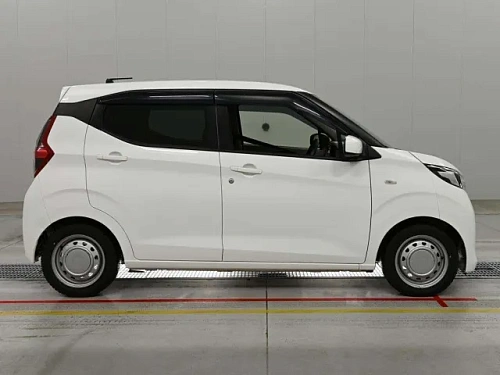 NISSAN DAYZ 2022