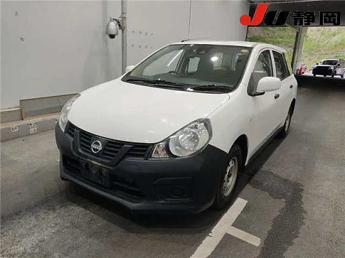 NISSAN AD 2021