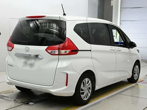 HONDA FREED 2023