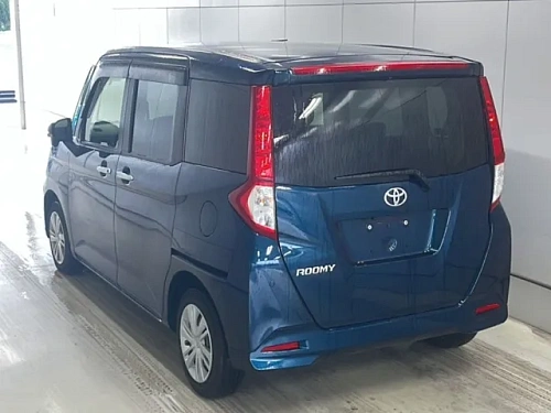 TOYOTA ROOMY 2023