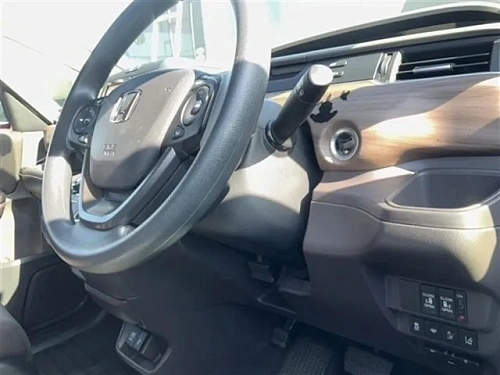 HONDA FREED 2023